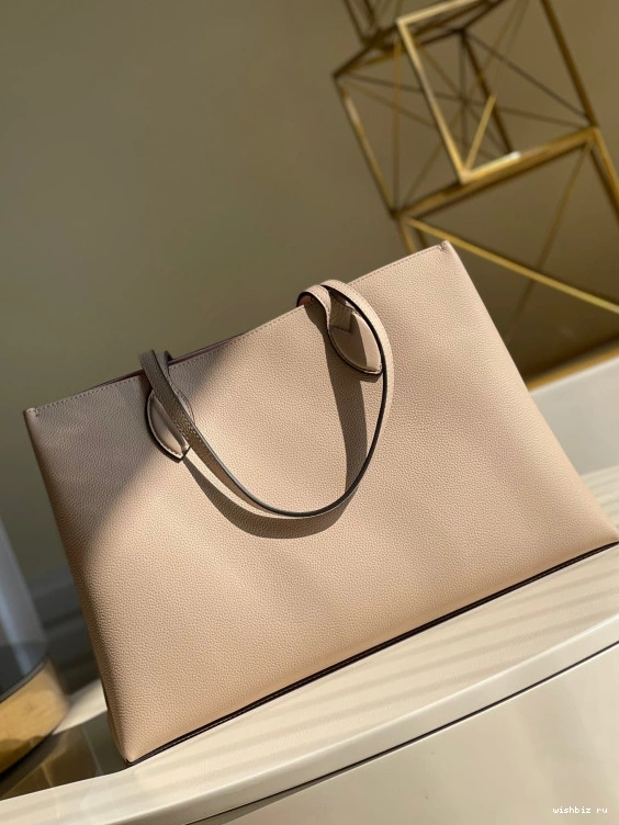 WIS LOCKME LOUIS SHOPPER VUITTON 0821